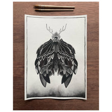 Load image into Gallery viewer, MOTh - 002
